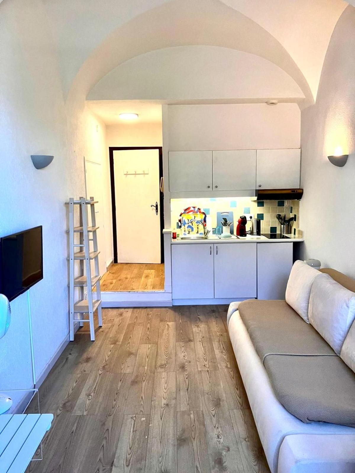 Studios - Menton Old Town - Near The Beach And Shops Eksteriør billede